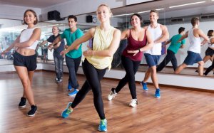 Zumba – powody, dla których warto ją ćwiczyć!