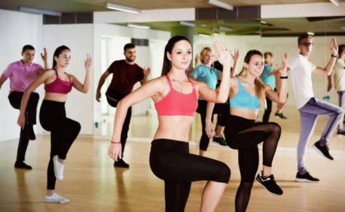 Zumba: korzyści, wskazówki i utwory do tańca i zabawy!