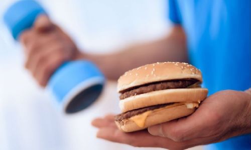 Jedzenie w trakcie treningu