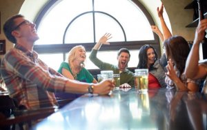 zabawa, zalety piwa bezalkoholowego