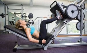 Ćwiczenia i maszyny, których należy unikać na siłowni