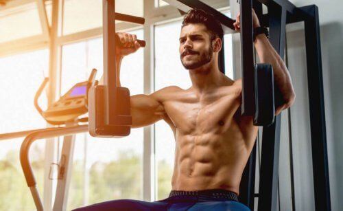 Wyciskanie na siedząco