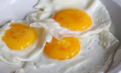 Jajka sadzone bez oleju