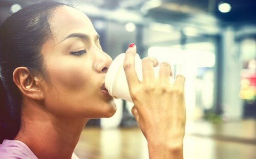Sztuczki treningowe i spożywanie kofeiny