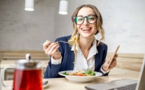 Odżywianie holistyczne - na czym polega?