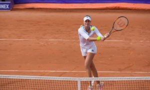 Jak wykonać perfekcyjne uderzenie z woleja w tenisie