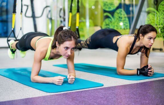 Plank - podstawowe ćwiczenia TRX