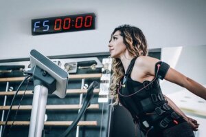 Trening z elektrostymulacją: czy jest pomocny?