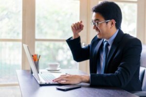 Dyrektor sportowy w piłce nożnej - dowiedz się więcej!