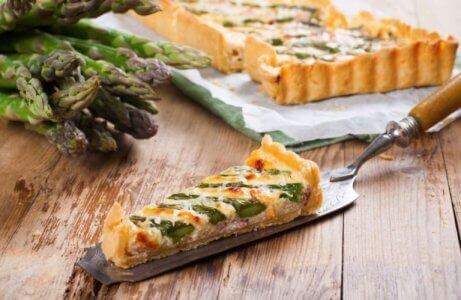 quiche szparagowe