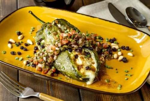 Chiles rellenos