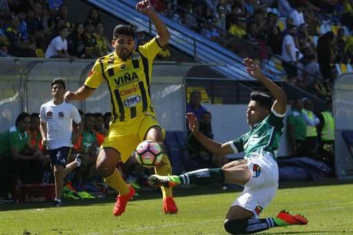 akcja piłkarska - chilijska piłka