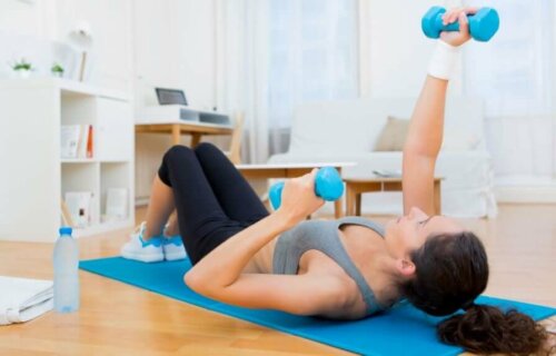 Trening HIIT do wykonania w domu