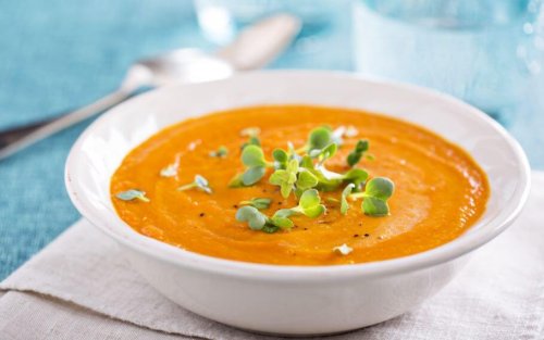 kremowy sos z marchwi