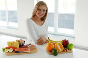 Ile białka powinny spożywać kobiety? Rekomendacje