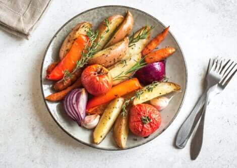 Weganizm może być dietą spalającą tkankę tłuszczową.