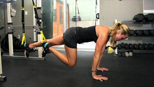 Trening w zawieszeniu z taśmami TRX trening wspinacza